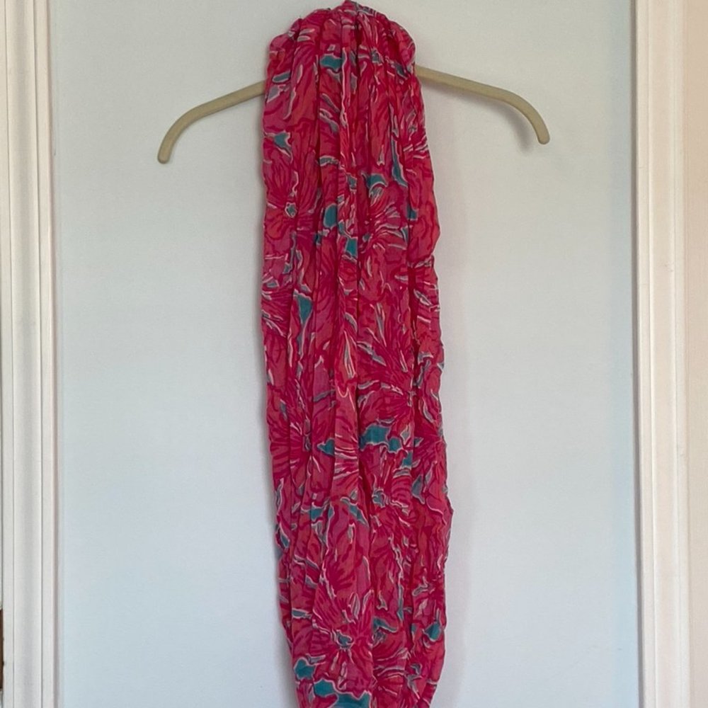 Lilly Pulitzer Riley Infinity Scarf - Picture 2 of 8